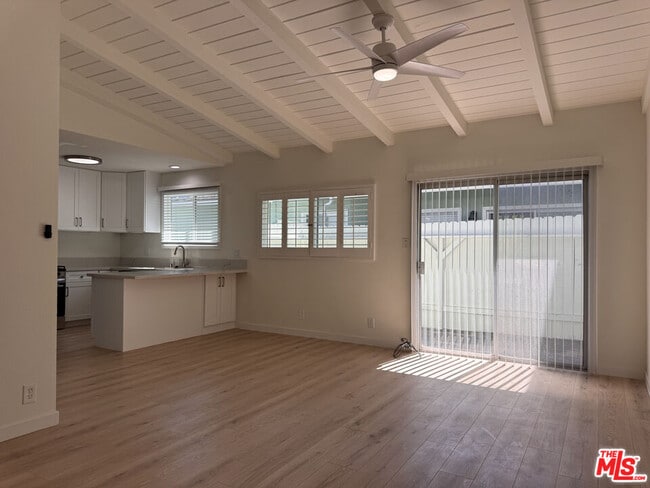 Building Photo - 12001 Sylvester St