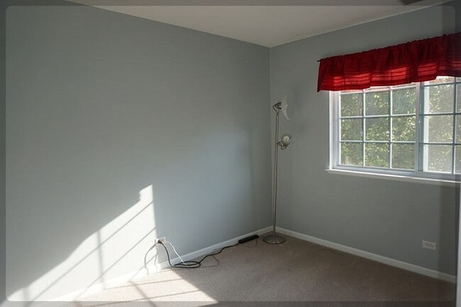 Building Photo - 125 Rachel Rd