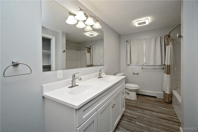 Building Photo - 7288 Shawnee Rd