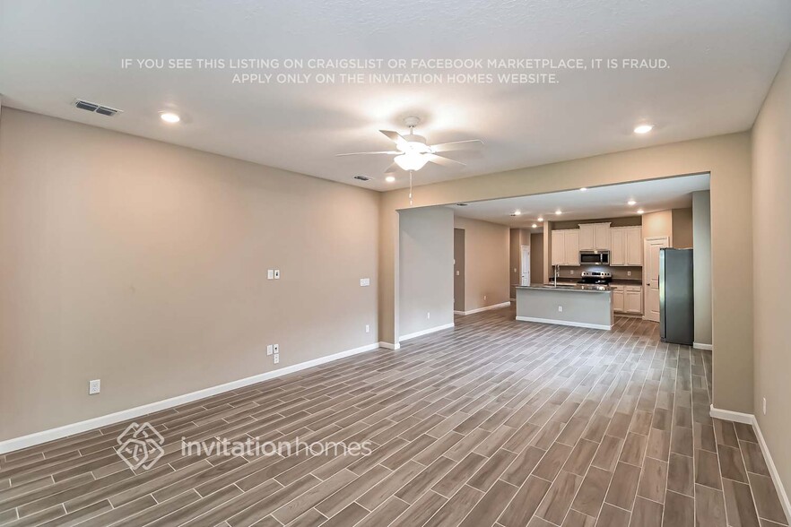 Building Photo - 2433 Laylas Wy