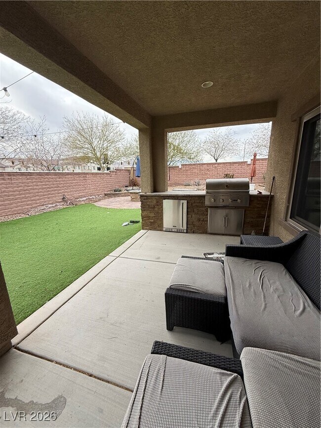 Building Photo - 7793 Britton Rose Dr