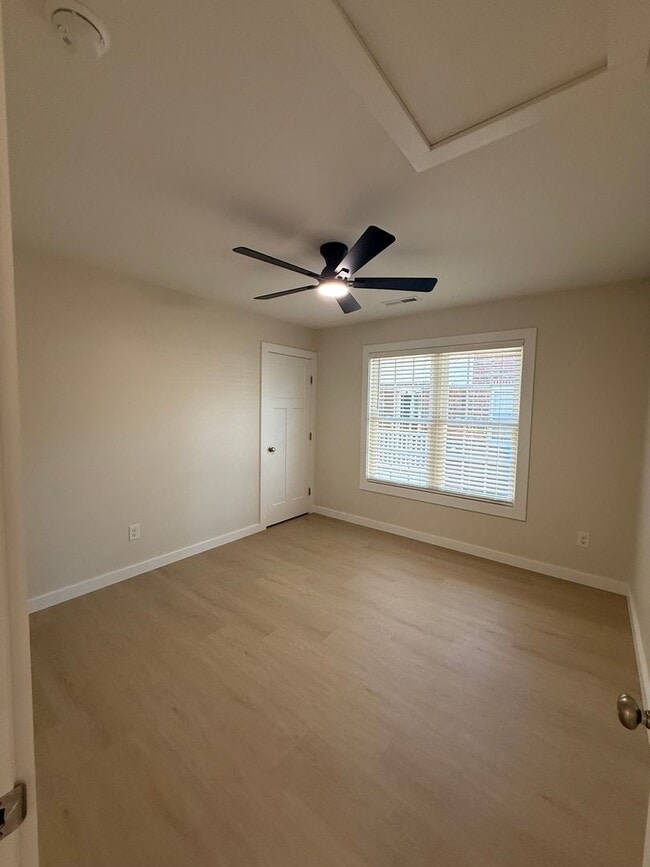 Building Photo - Brand New Construction!! - 3BD/2BA