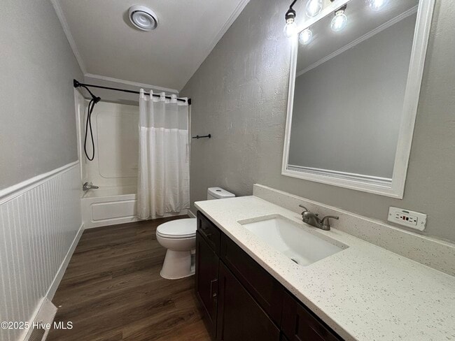 Building Photo - 180 Quails Cove