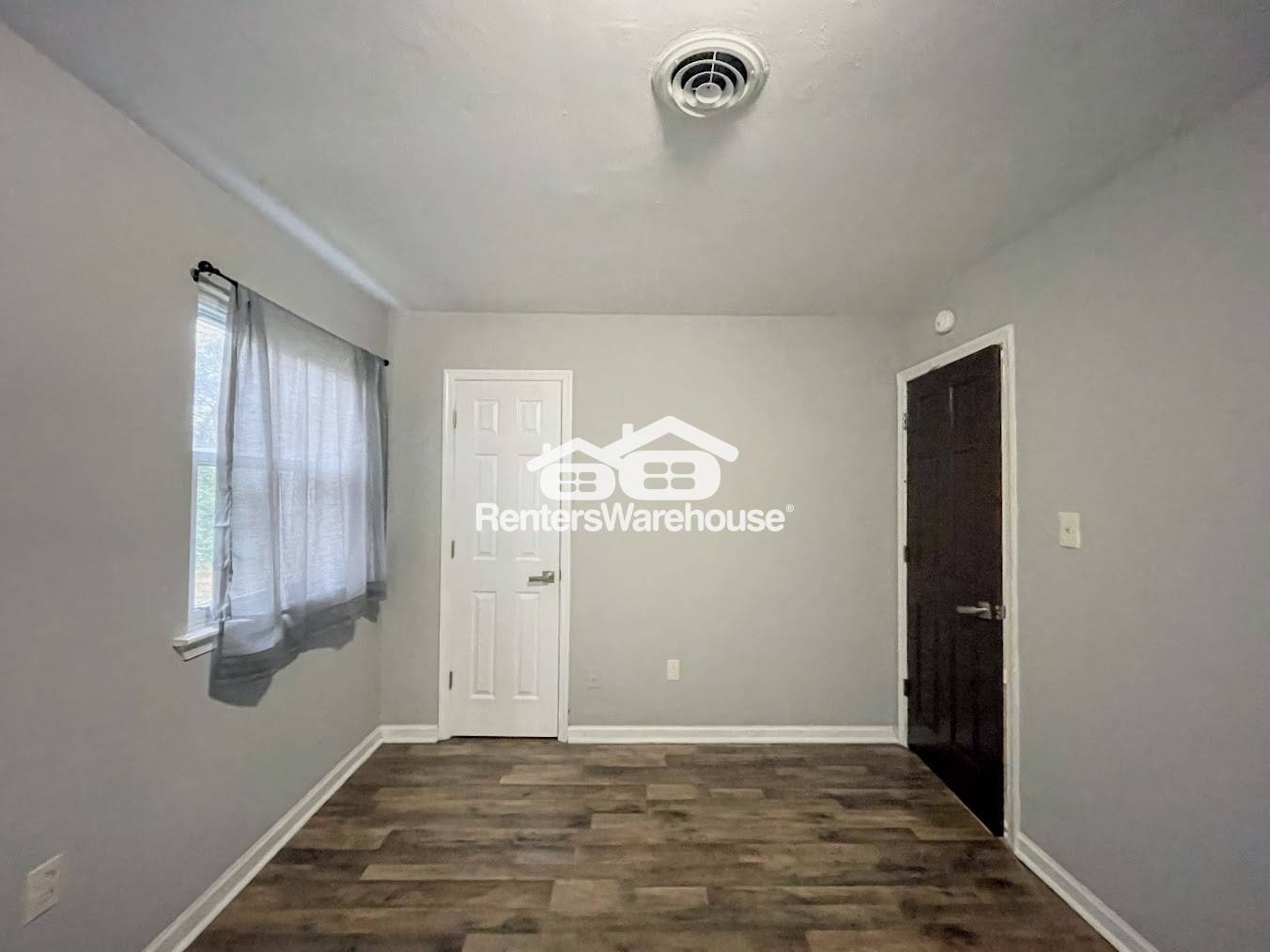 Building Photo - 1121 Elliott St