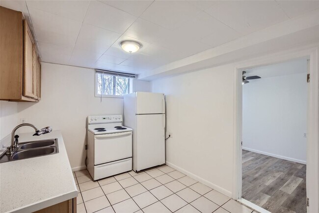 Building Photo - 2130 5th Avenue