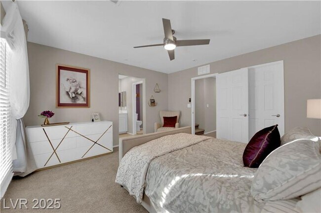 Building Photo - GORGEOUS FURNISHED TOWNHOME IN SUMMERLIN!!!