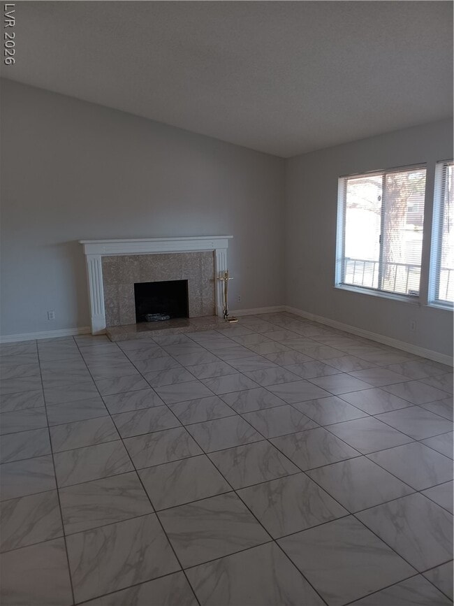 Building Photo - 6221 Peppermill Dr