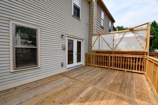 Building Photo - 10709 Gideon Ct