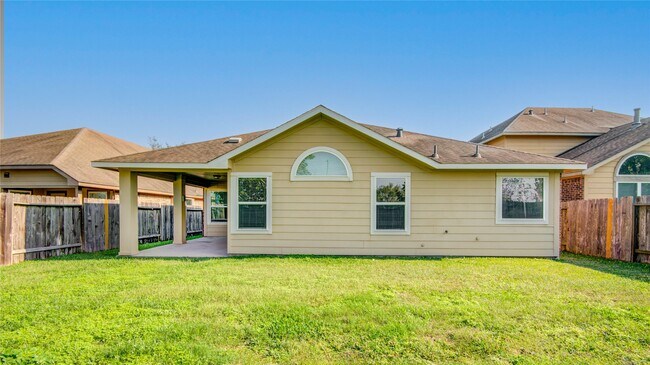 Building Photo - 26322 Creston Cliff Ct