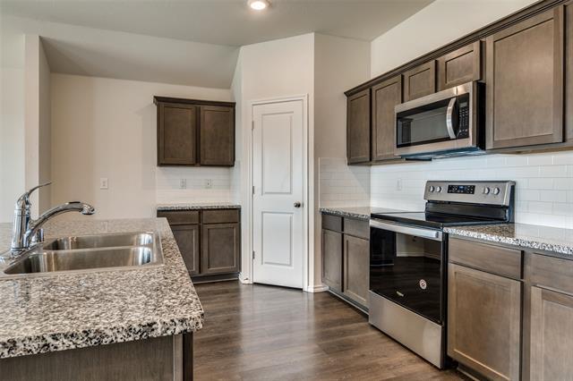 Building Photo - 208 Cultivator Ct