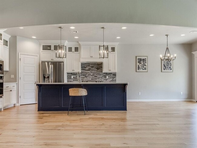 Building Photo - 8216 Crew Ln