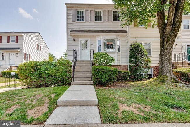 Building Photo - 1663 Hart Ct