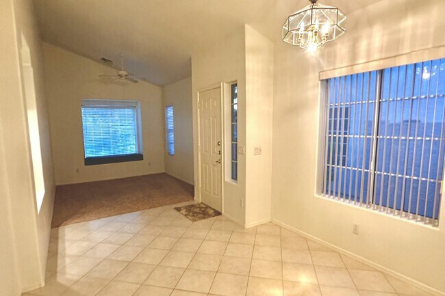 Building Photo - 4256 E Chaparosa Way