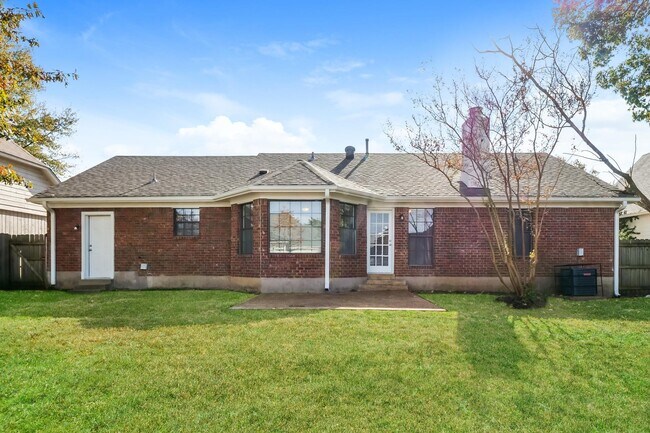 Building Photo - 7318 Old Dominion Ct