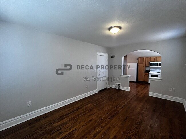 Building Photo - 4051 Giles Ave