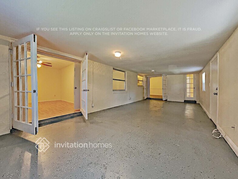 Building Photo - 114 Fairway Ten Dr