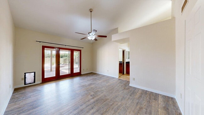 Building Photo - 10575 E Mission Ln
