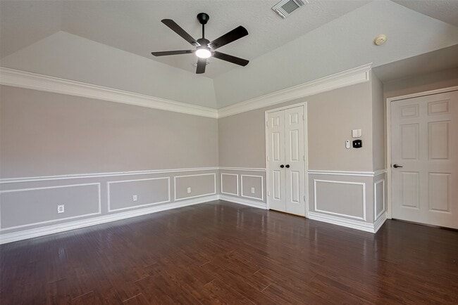 Building Photo - 1523 Brook Grove Dr