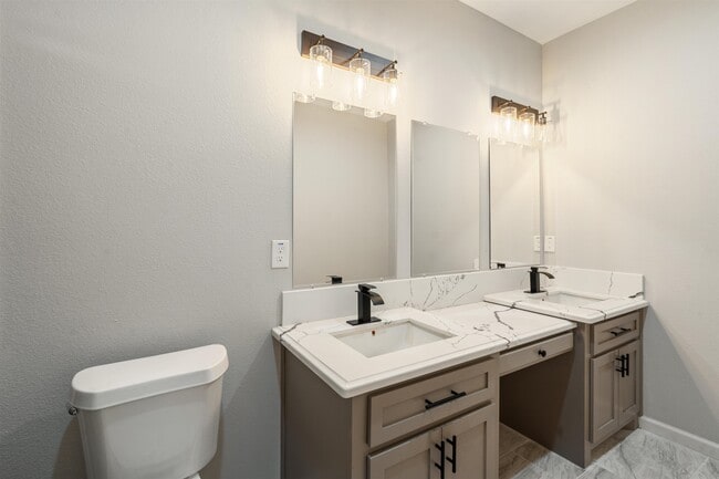 Building Photo - 203 Javier Dr