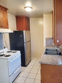 Building Photo - 1542 Prospect Ave