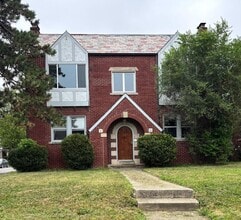 Building Photo - 1444 Forest St
