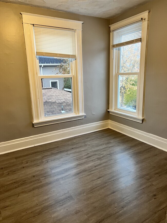 Building Photo - 2811 Lewiston Rd