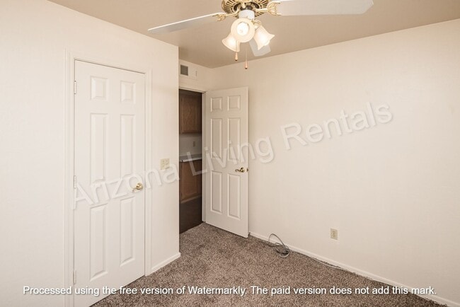 Building Photo - VALUE MEETS COMFORT!