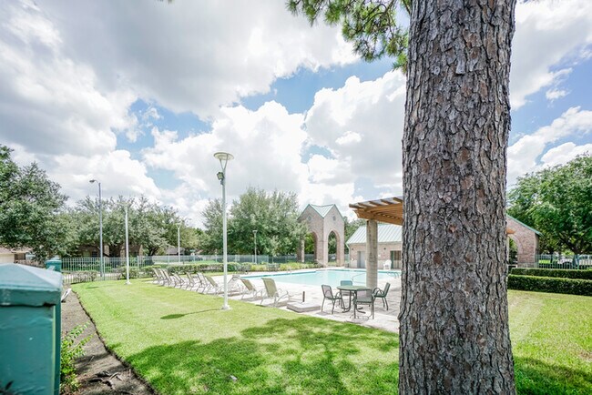 Building Photo - Beautiful 3-Bedroom Home in Houston, TX