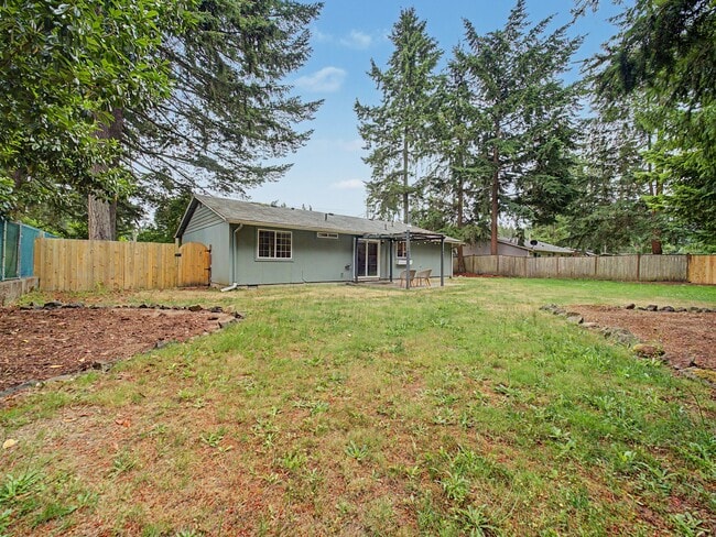 Building Photo - 11822 Carter Ave SW