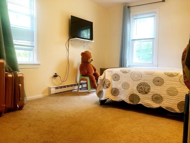 Building Photo - 257 Hudson St