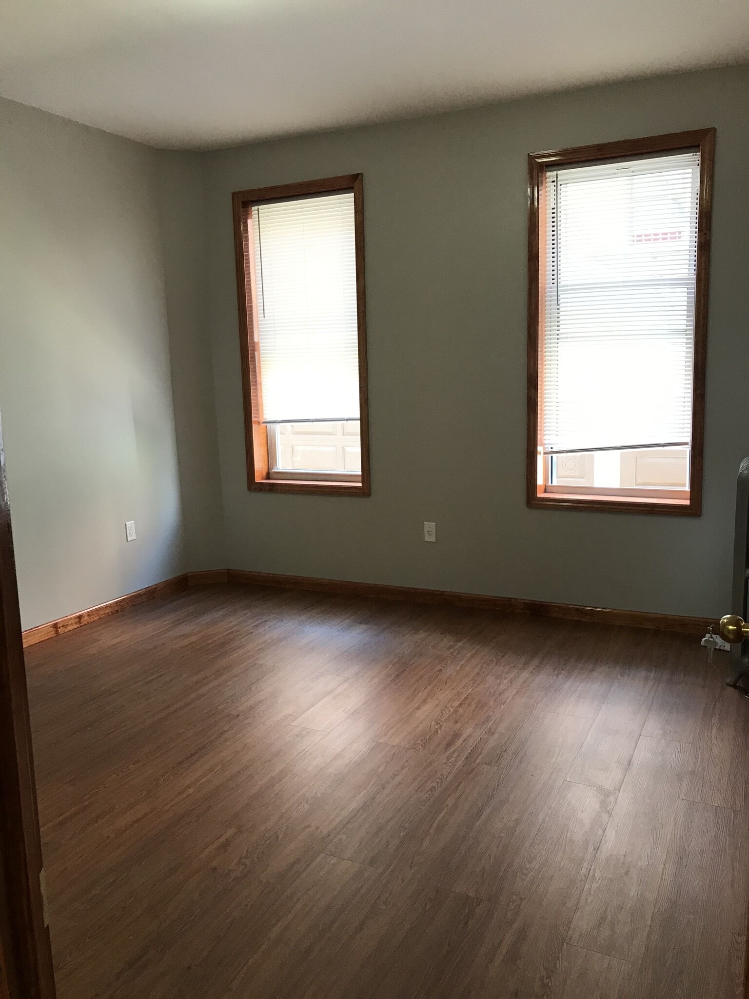 Back Room #2 - 1456 Dahill Rd