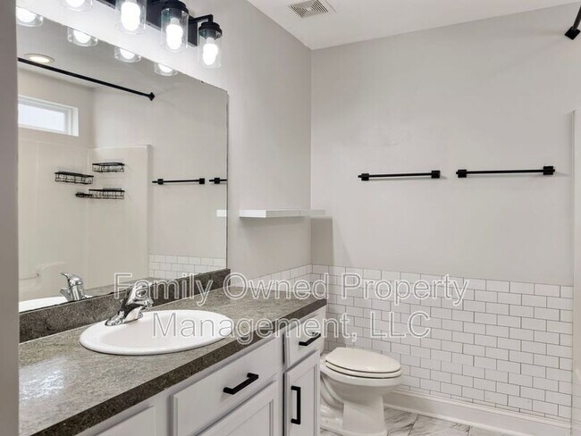 Building Photo - 351 Salkahatchie St