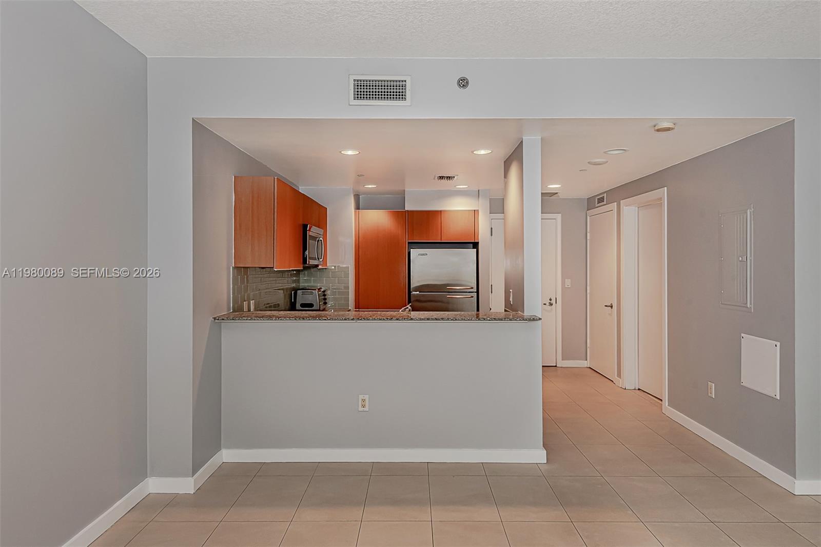 Building Photo - 1050 Brickell Ave