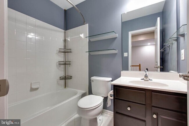 Building Photo - 2706 Amber Crest Rd