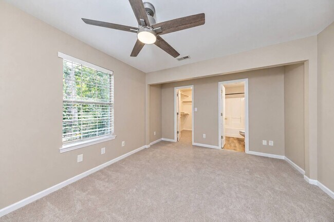 Building Photo - 226 Nina Ln