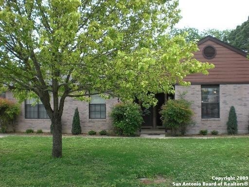 Building Photo - 263 Lohmann St