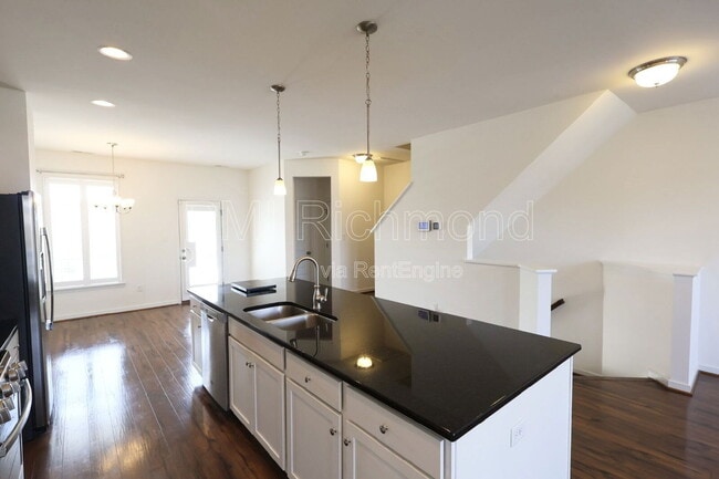 Building Photo - 12005 Rubystone Dr