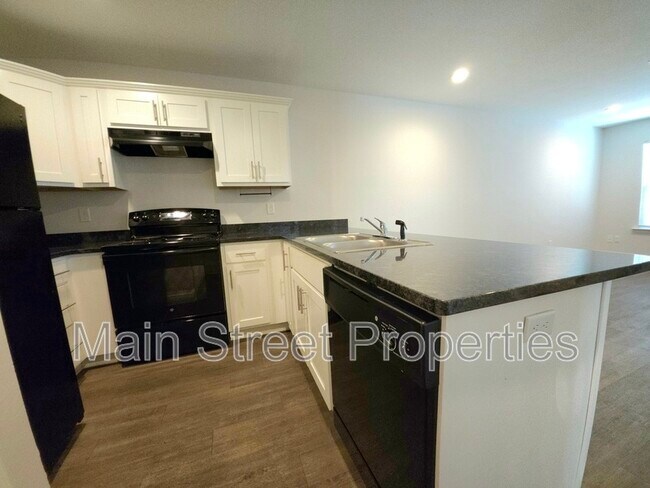 Building Photo - 313 N Navy Blvd