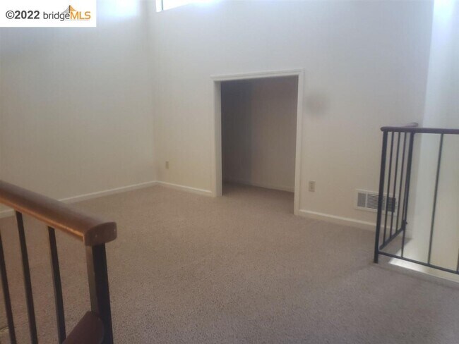 Building Photo - SHARP DISCOVERY BAY MARINA CONDO!