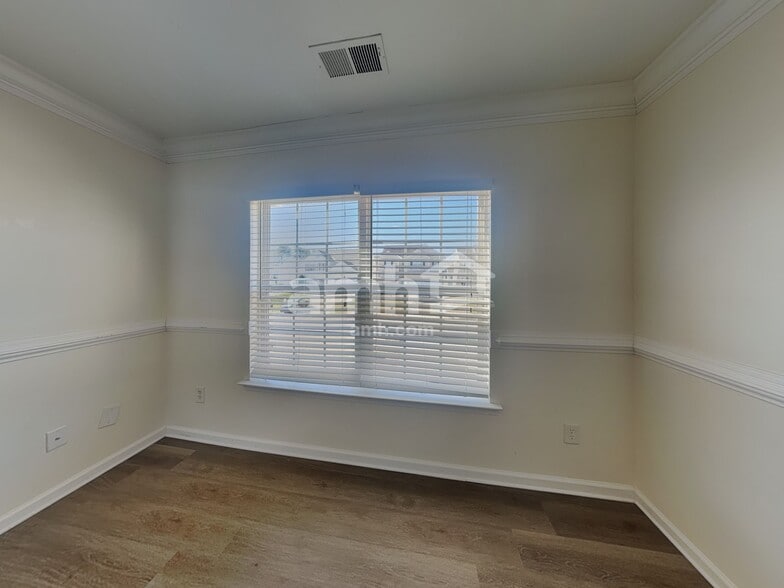 Building Photo - 10339 Samuels Way Dr