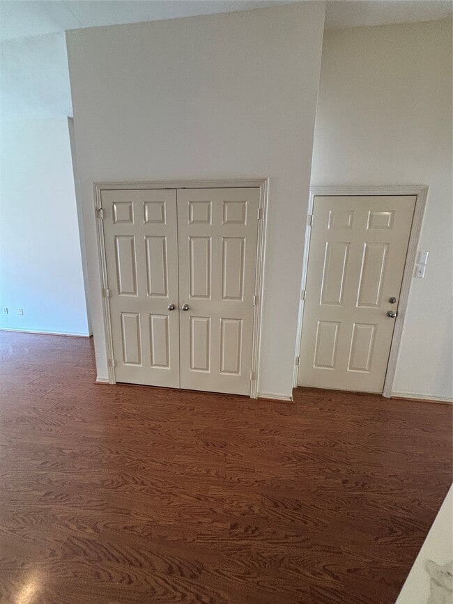 Building Photo - 10723 Norchester Village Dr