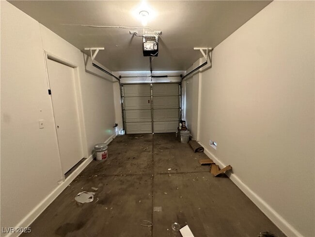 Building Photo - 5278 Paradise Valley Ave