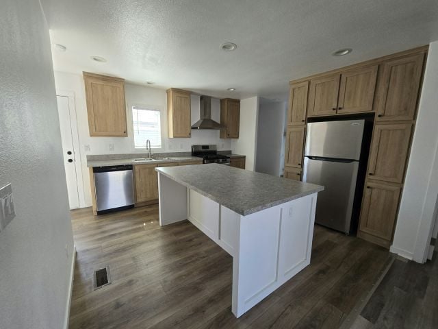 Building Photo - 6223 E Sahara Ave