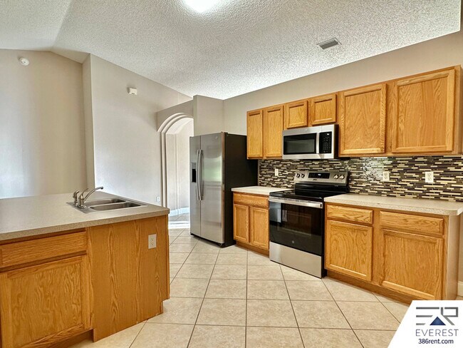 Building Photo - 59 Riverina Dr