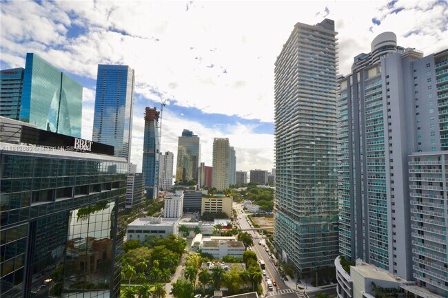 Building Photo - 1080 Brickell Ave