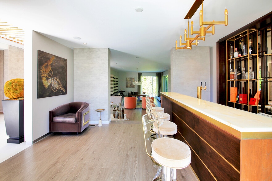 Building Photo - 3054 Elvido Dr