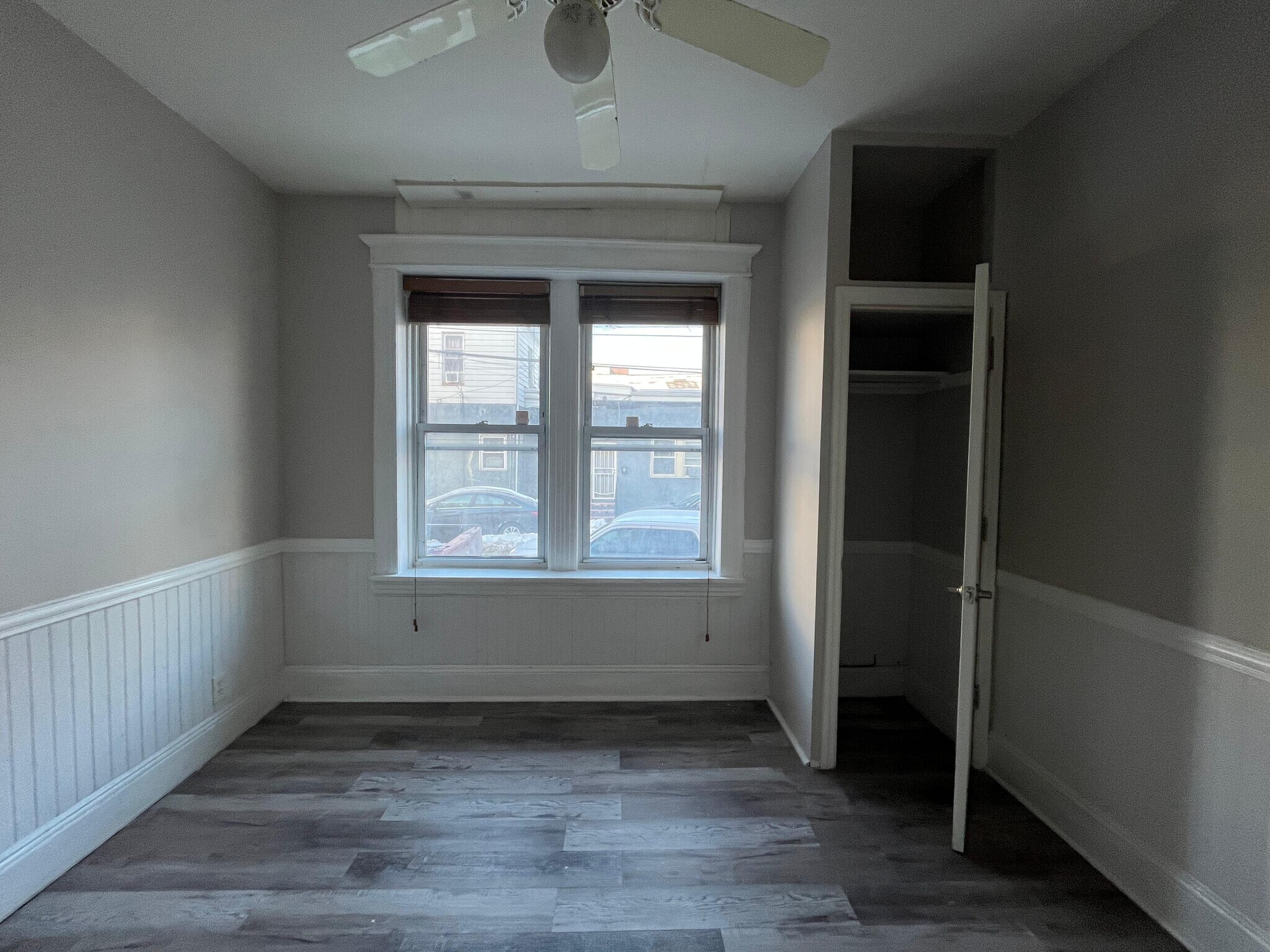 Building Photo - 487 Kennedy Blvd