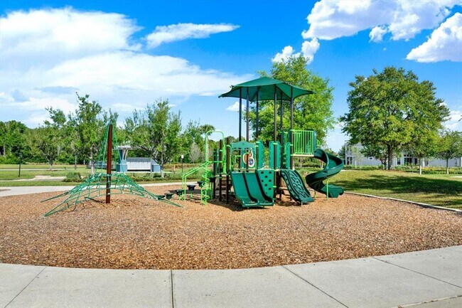 Building Photo - 16930 Storyline Dr