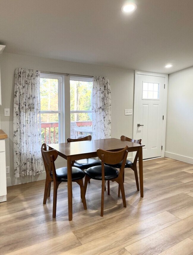 Building Photo - s. Hoernerstown Rd.- Short or Long term lease!