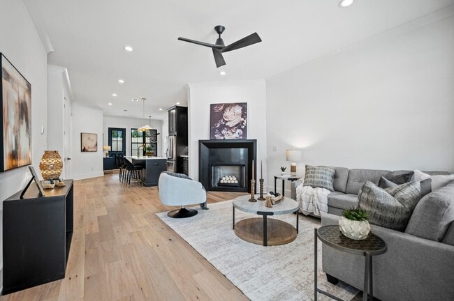 Building Photo - 4161 Cocos Wy